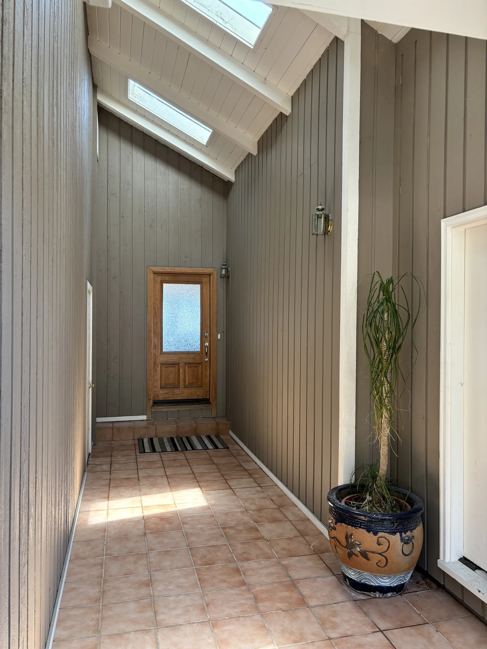 Going Rogue, property photo 29