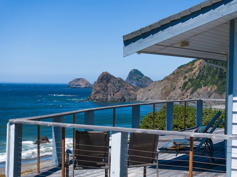 Phoenix House, Balcony/Deck/Porch image 1