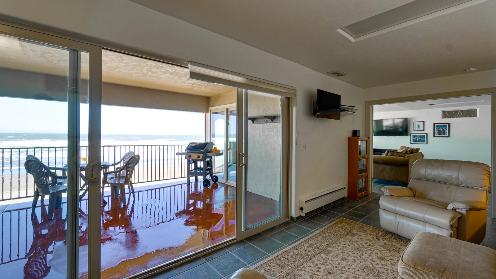 Queen Bee of Gold Beach, property photo 33